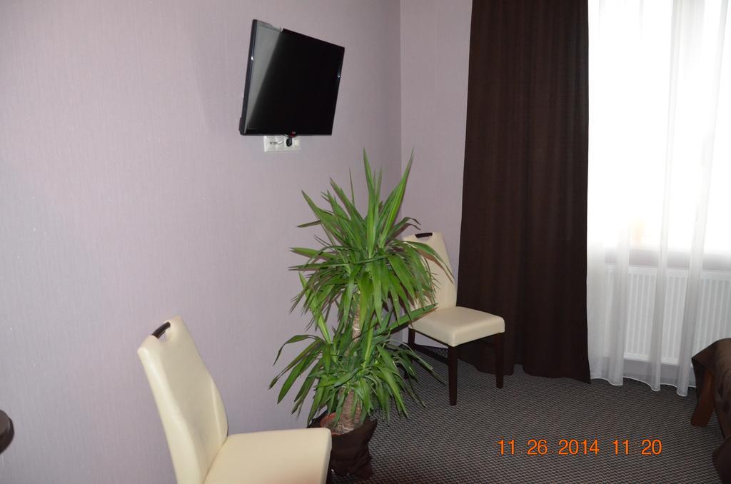 Batori Hotel ลวีฟ ภายนอก รูปภาพ