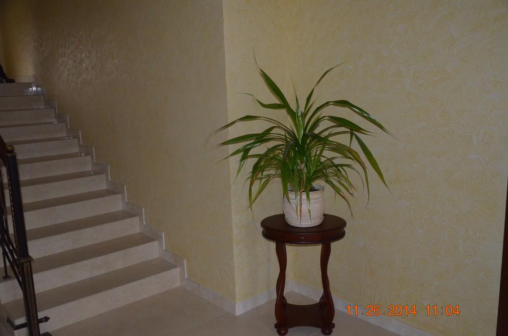 Batori Hotel ลวีฟ ภายนอก รูปภาพ